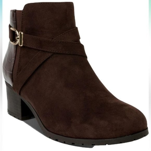 NWT Karen Scott Womens Brown Francess Suede/Leather Heel Shoe Size 5.5M - Picture 1 of 9